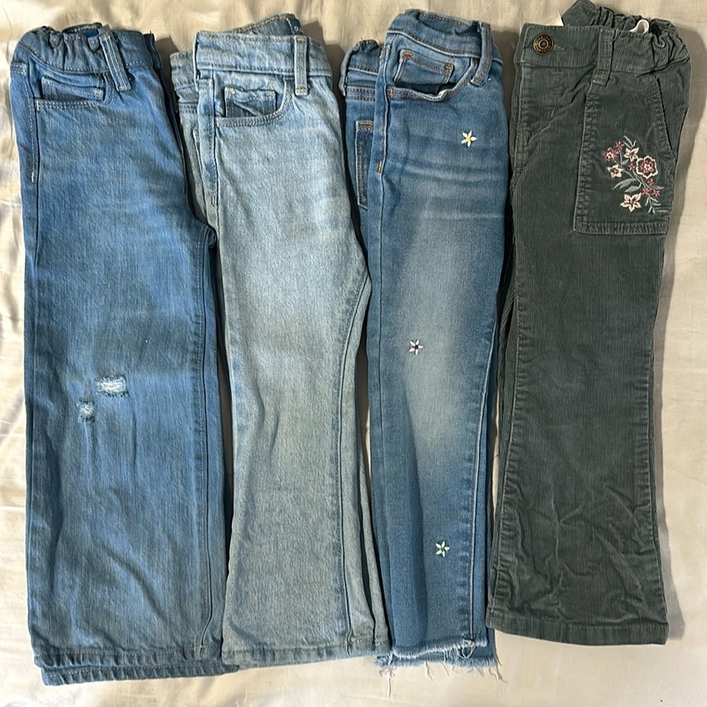 3 pairs of jeans 1 corduroy size 4T